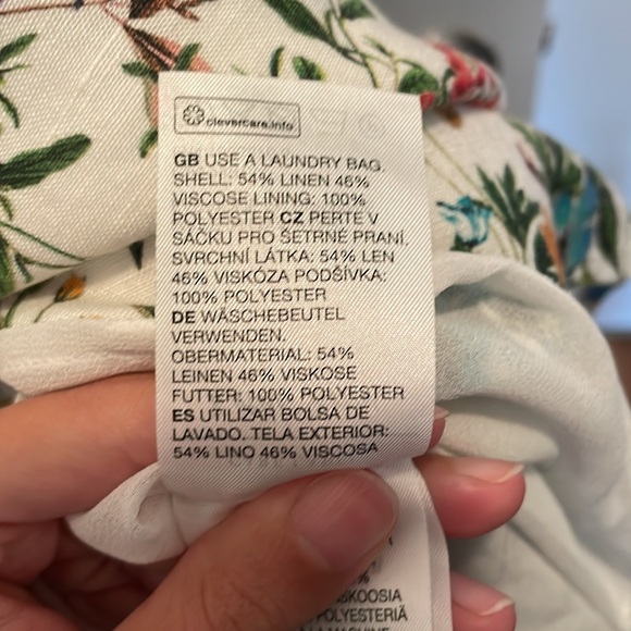 Other Stories Linen Floral Dress. Wore twice. Great condition. - Picture 5 of 5